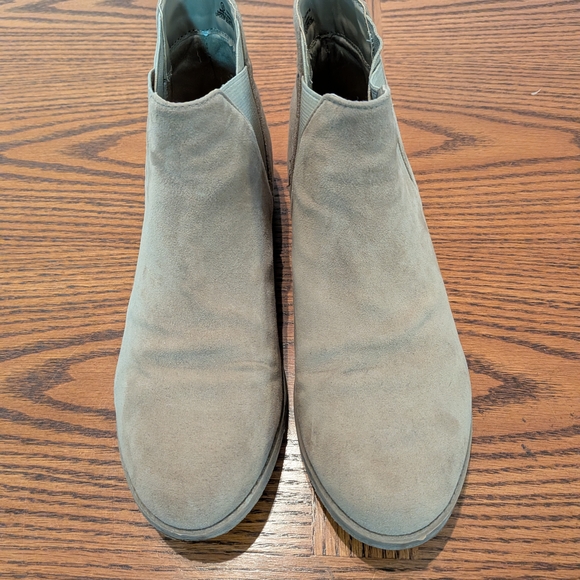 George Women's Beige Ankle Booties - Picture 4 of 7